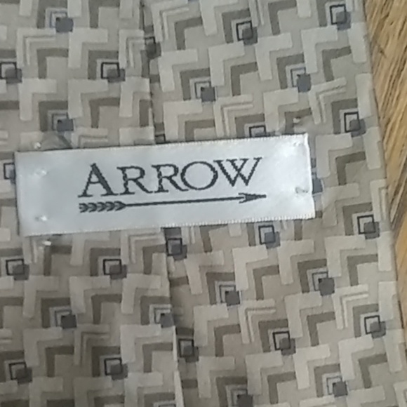 Arrow Men's Tie - Picture 2 of 3